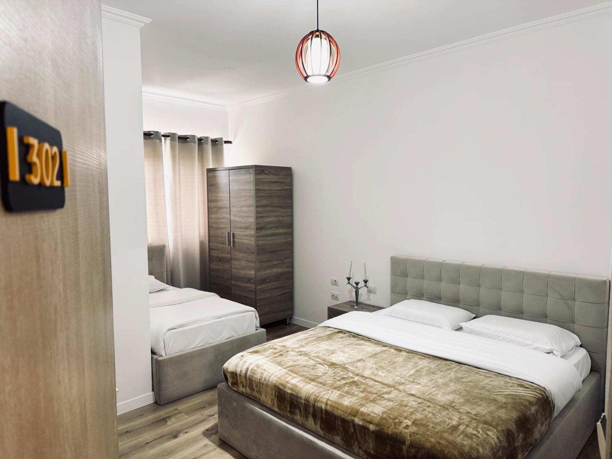 Kutal Park Inn Hotel Përmet 外观 照片
